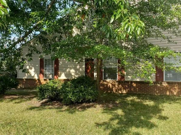 100 Durham Ct, Yorktown, VA 23693