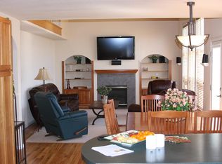 1827 Rosemary Ct, Fort Collins, CO 80528