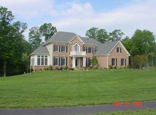 42868 Iron Bit Pl, Chantilly, VA 20152