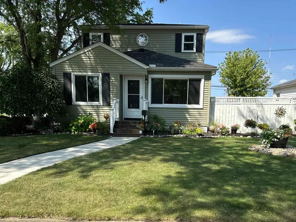 2198 Moran Ave, Lincoln Park, MI 48146