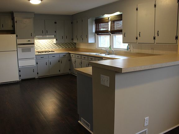 Open Kitchen Den Combo