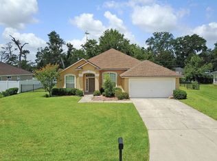 86449 Meadowwood Dr, Yulee, FL 32097