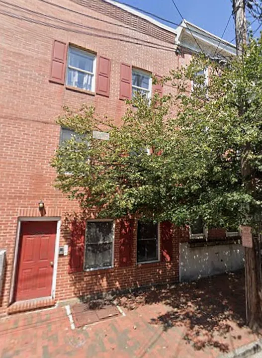 809 N Madison St #2