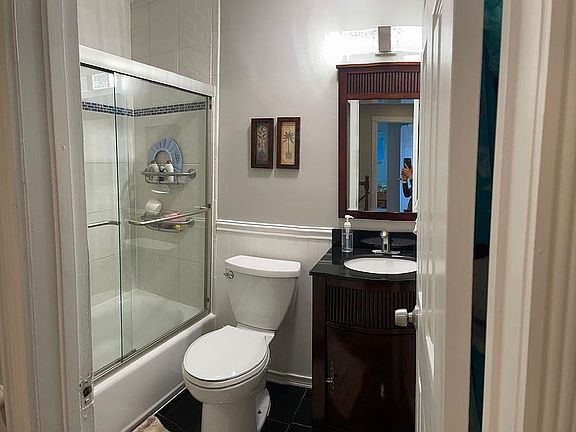 2nd image of 3207 Dunnebrook Ct