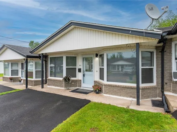 435 Pine Glen Rd #22, Riverview, NB E1B 4J8