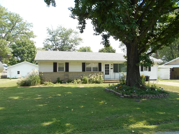 906 S Glenwood St, Effingham, IL 62401