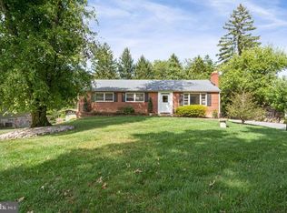 3032 Platten Dr, Fairfax, VA 22031