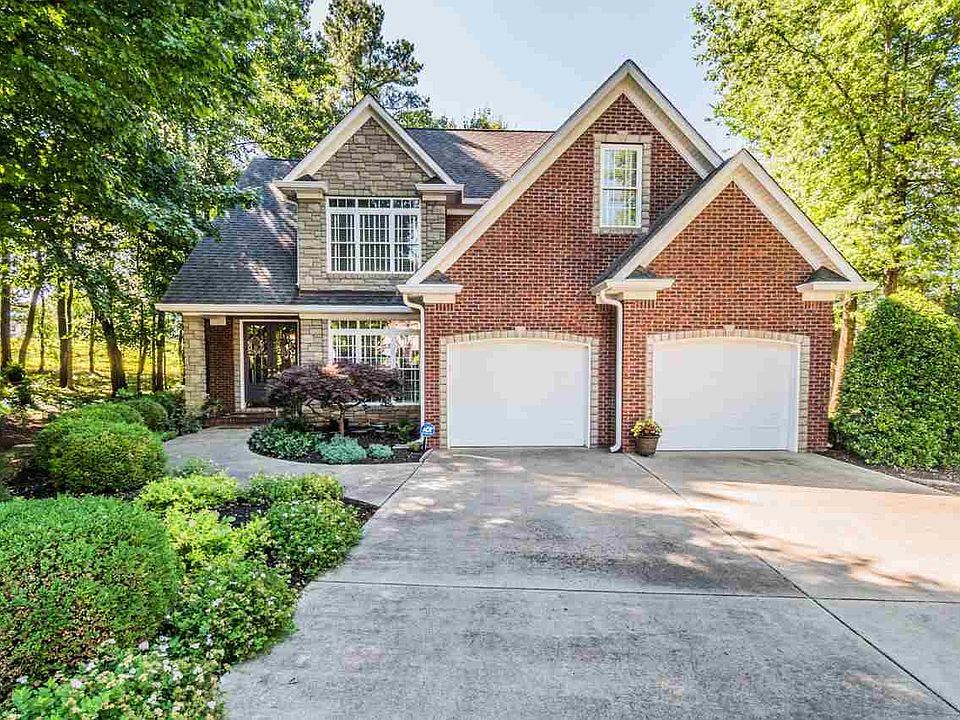 1st image of 123 Pine Needle Ct