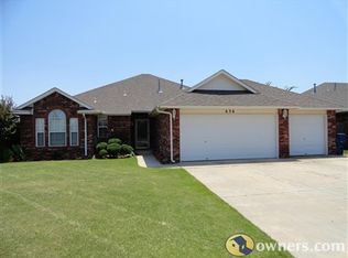 636 Alamo Way, Mustang, OK 73064