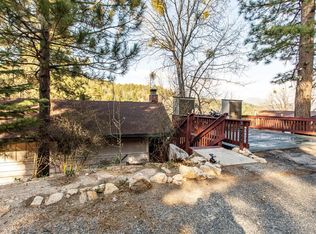 30777 Knoll View Dr, Running Springs, CA 92382