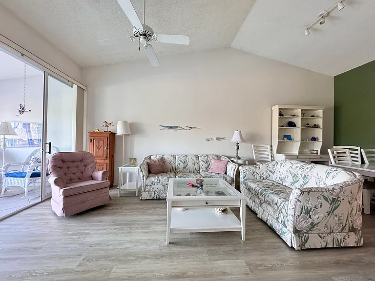 1216 Spoonbill Landings Cir — Photo 11