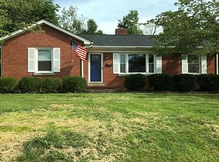 116 Shaw Ave, Versailles, KY 40383