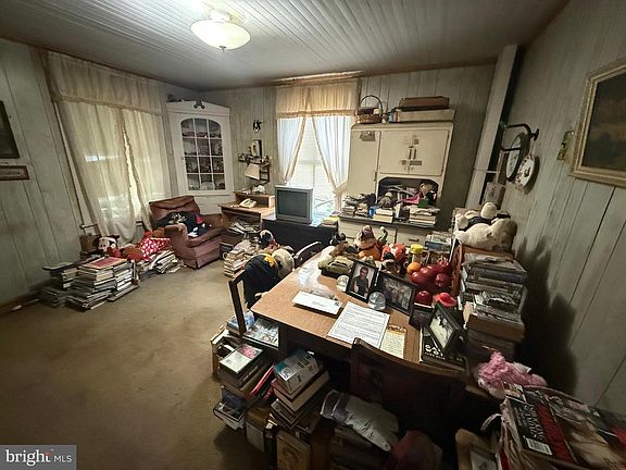 5th image of 10023 Lake Jackson Dr