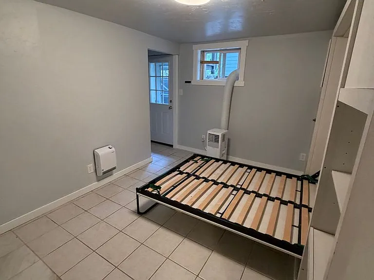 506 West Babcock — Photo 6