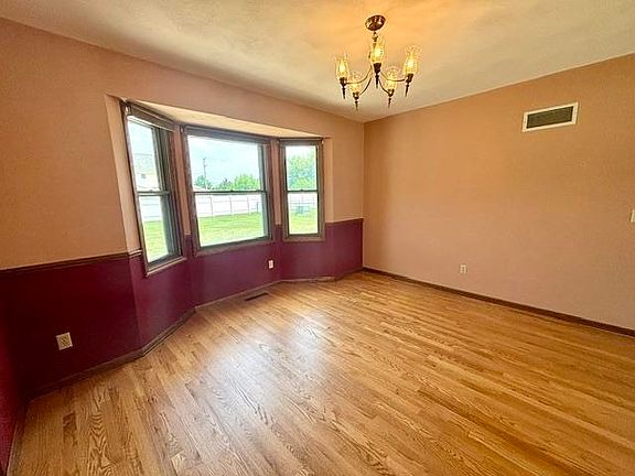 5th image of 226 Beechwood Dr
