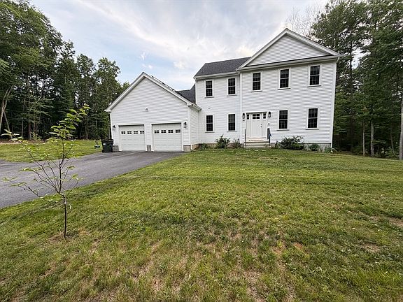 3rd image of 203 Albee Rd