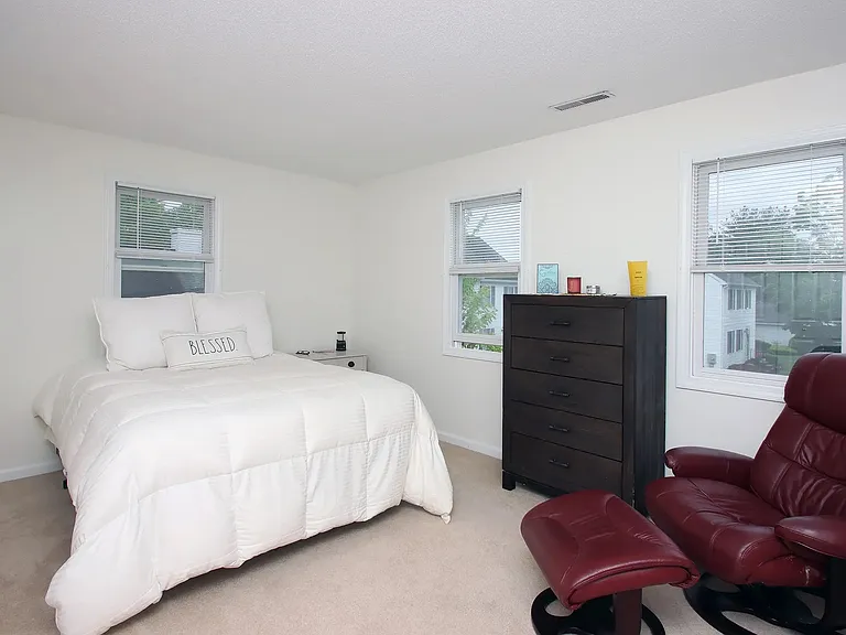 36 Southgate Dr #36 — Photo 10