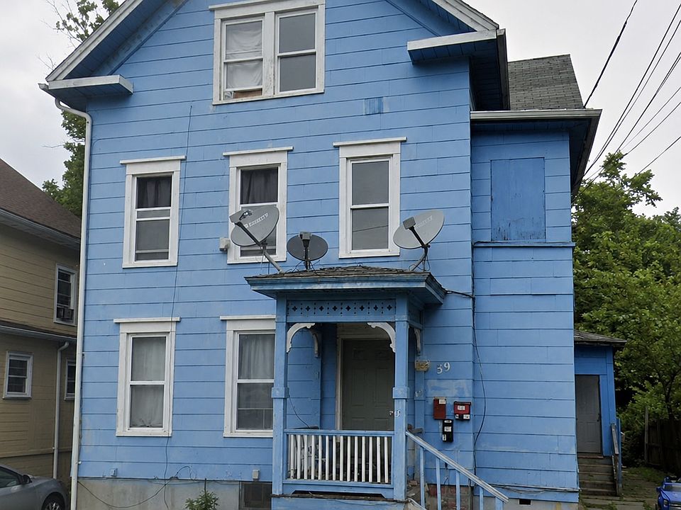 1st image of 39 Pine St #3