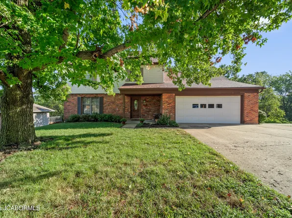1423 Satinwood Dr, Jefferson City, MO 65109