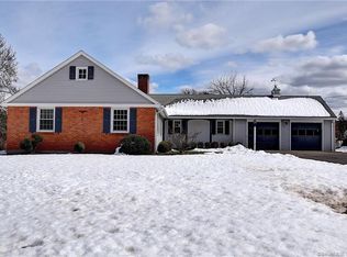 178 Buttonball Ln, Glastonbury, CT 06033