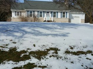 25 Poplar View Rd, Delta, PA 17314