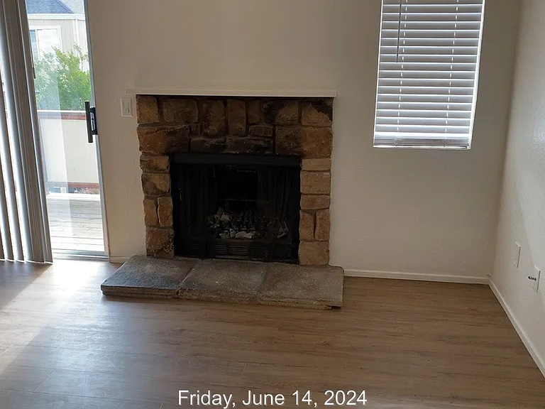 371 Enterprise Dr — Photo 10