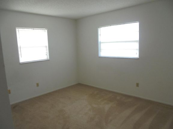 2nd image of 2759 Cypress Dr APT A