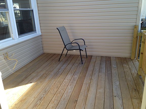 5th image of 580 E Fulton St