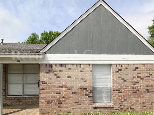 1841 S Perkins Rd, Memphis, TN 38117