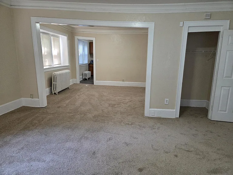 2649 Humboldt Ave N — Photo 5