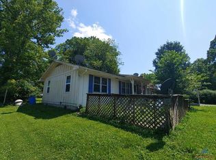 265 4th St, Osceola, MO 64776