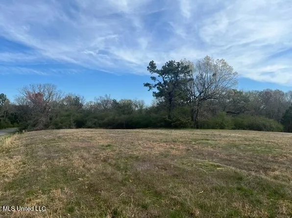 Crockett Rd, Senatobia, MS 38668