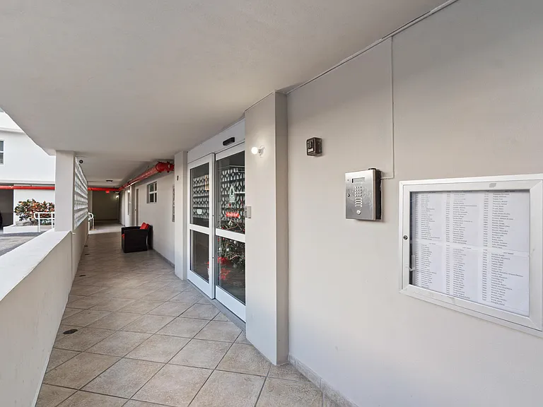121 Golden Isles Dr #Penthouse 1 — Photo 10