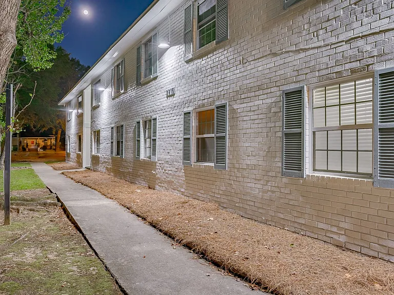 2915 Hope Ave #1 — Photo 27