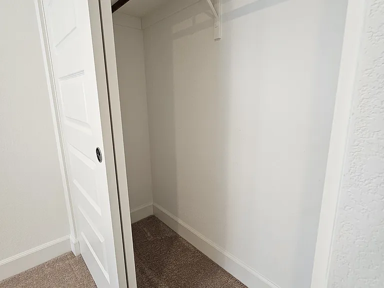 3rd floor bedroom #3 closet