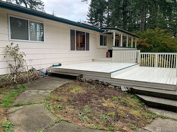 5th image of 14403 82nd Ave NW