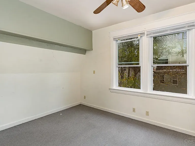 2341 Chickasaw St — Photo 8