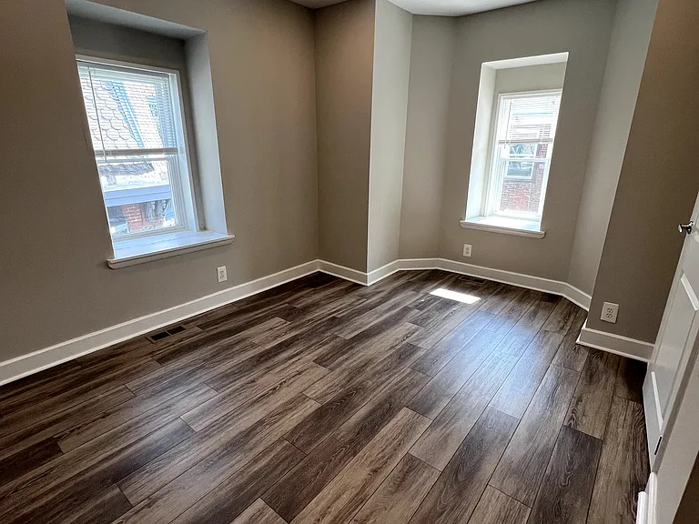 211 S 42nd St #H — Photo 29