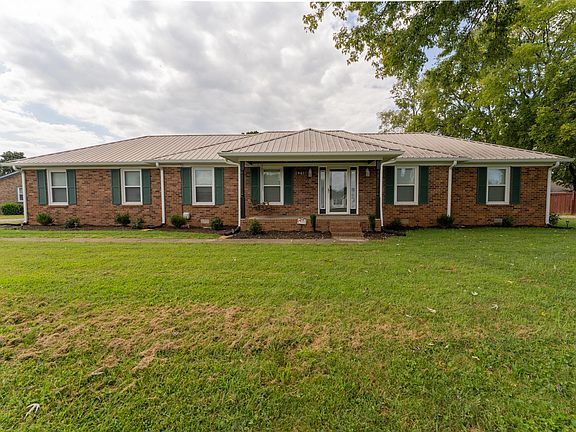 2nd image of 2981 Bridle Dr