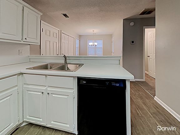 4th image of 2000 Foster Trace Ct