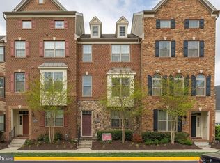 22569 Norwalk Sq, Ashburn, VA 20148