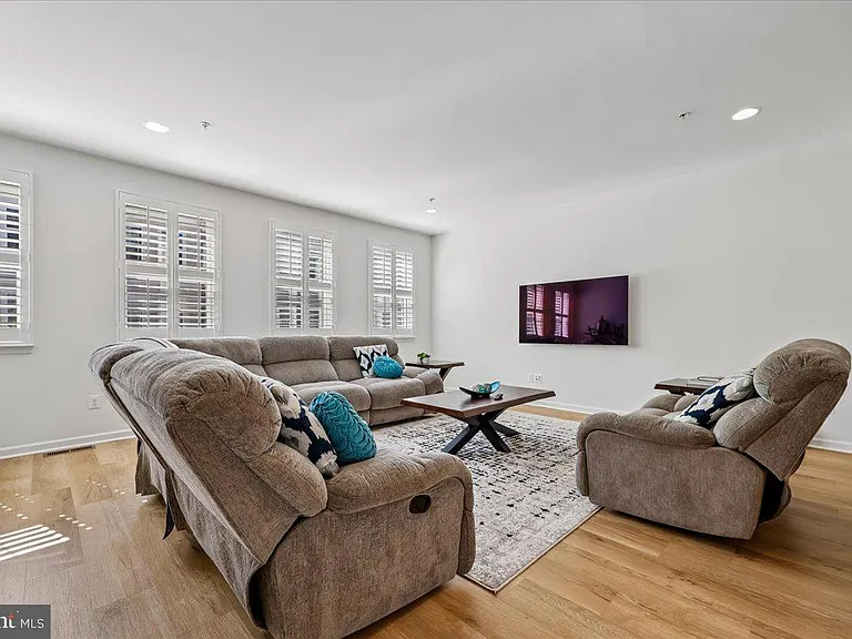 14311 Summit View Ln — Photo 5