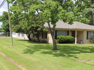 316 Ritchie Ave, Palacios, TX 77465