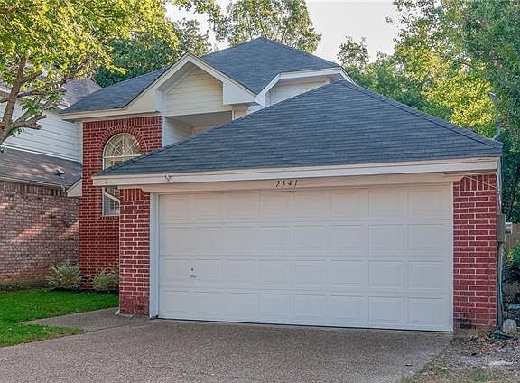 3rd image of 2541 Bear Haven Dr