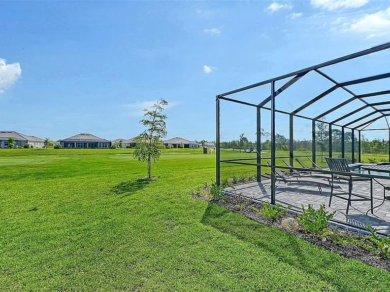 17140 Albatross Rd — Photo 46