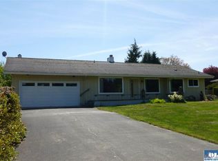 591 W Anderson Rd, Sequim, WA 98382