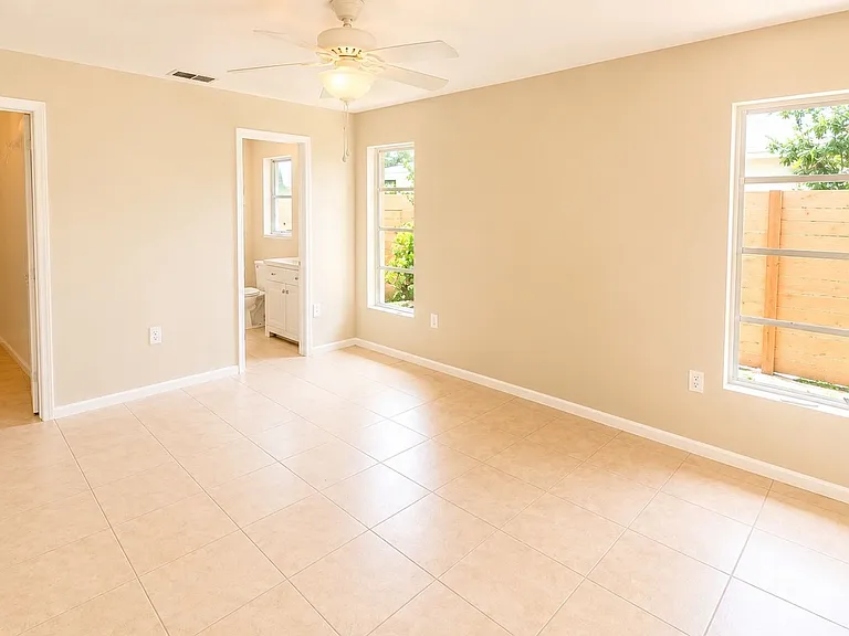 3435 Dunbar Dr — Photo 15