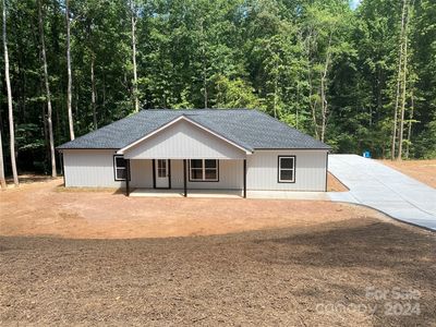 352 Rainbow Cir, Clover, SC, 29710