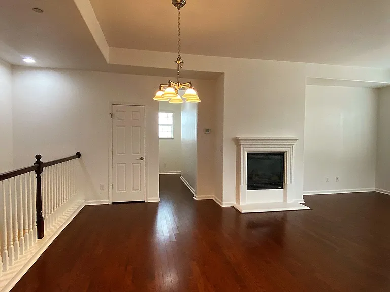 1715 Wind Ranch Rd #C — Photo 5