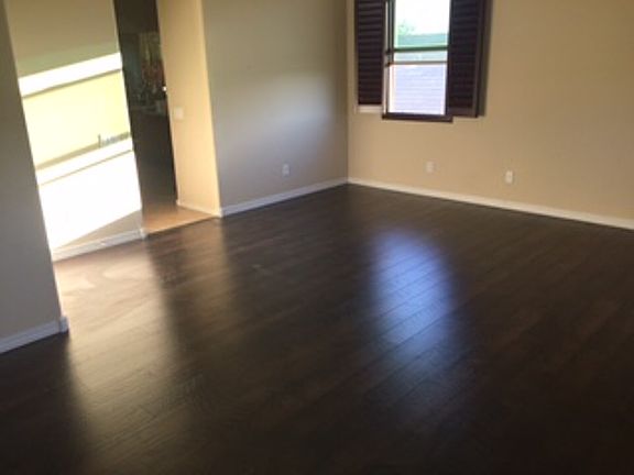 Master bed w/ new flooring 